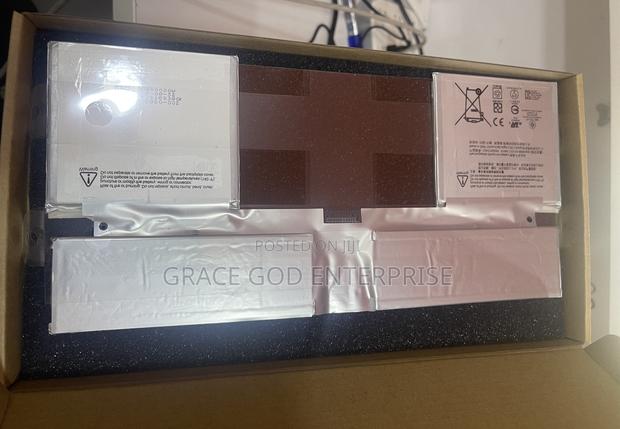 Original Surface Book 1/2 Battery G3hta023h · Photo 1