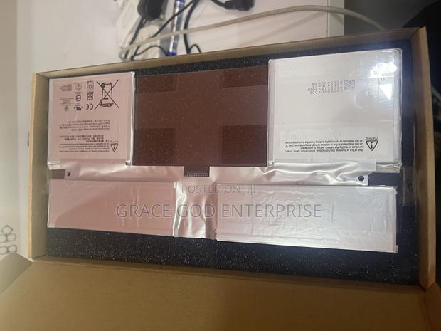 Original Surface Book 1/2 Battery G3hta023h · Photo 2