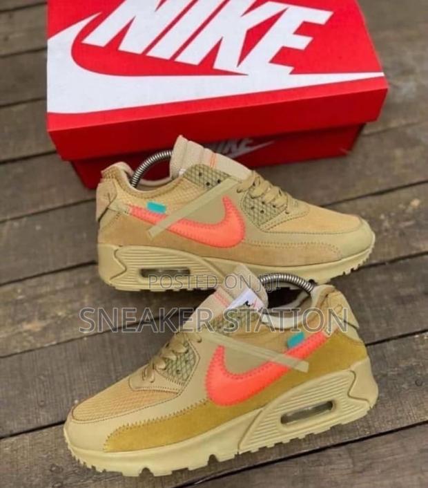 Nike Airmax 90 Desert X Off White · Photo 1