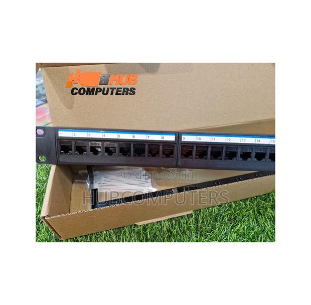 Generic 24 Port Patch Panel · Photo 2