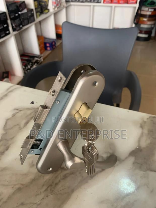 Quality Wooden Door Small Lock. Silver Color · Photo 2