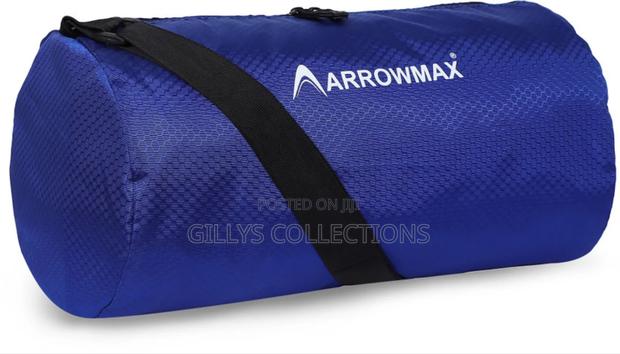 Portable Travel and Gym Duffel Bag · Photo 2