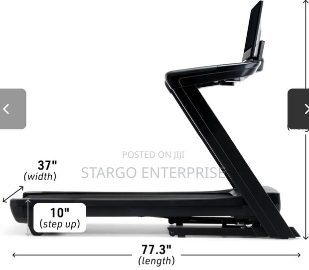 Nordic-Track 2450 Treadmill Commercial · Photo 3