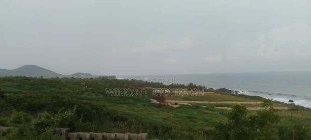 Beach View Land Near Winneba · Photo 8
