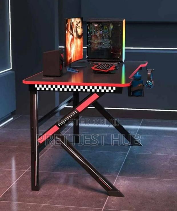 120cm Gaming / Office Desk · Photo 2
