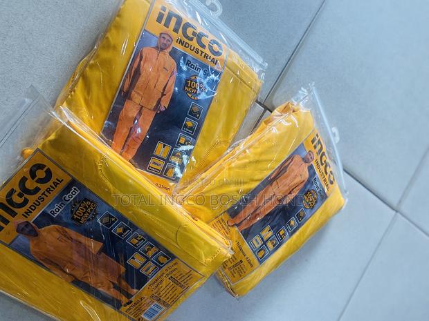 100% PVC Water Proof Rain Coat · Photo 2