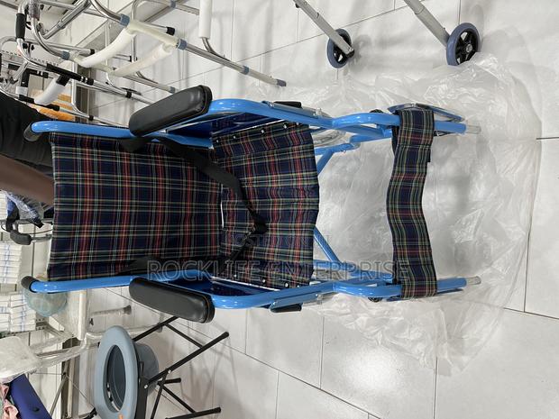Pediatric/Kids Wheelchair · Photo 1