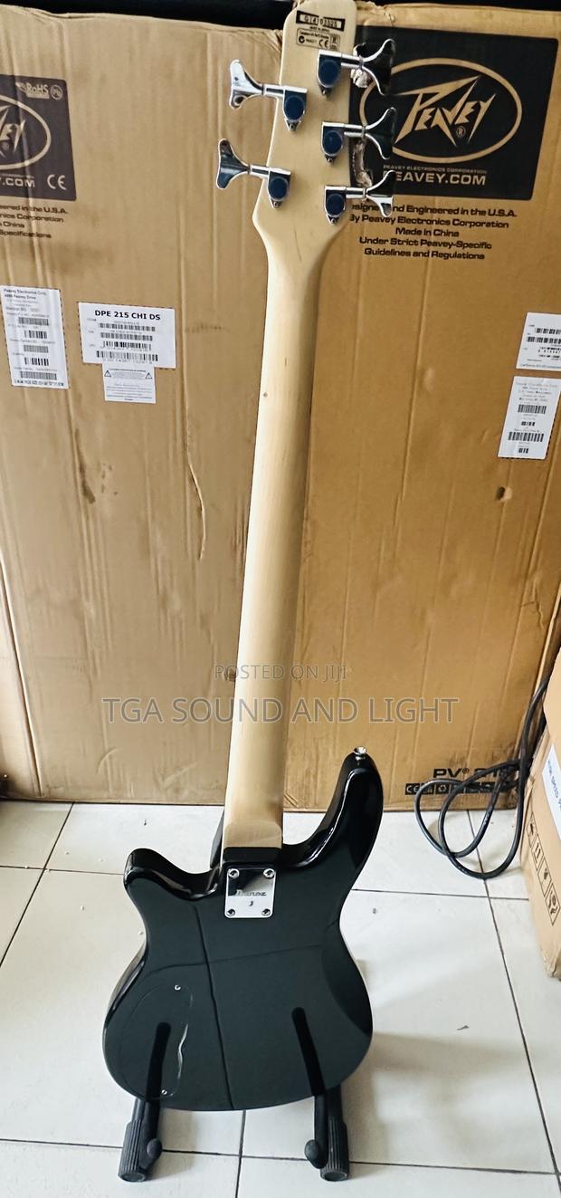 Ibanez Gio Series Passive Bass Guitar[Free Bag,Strap] · Photo 2