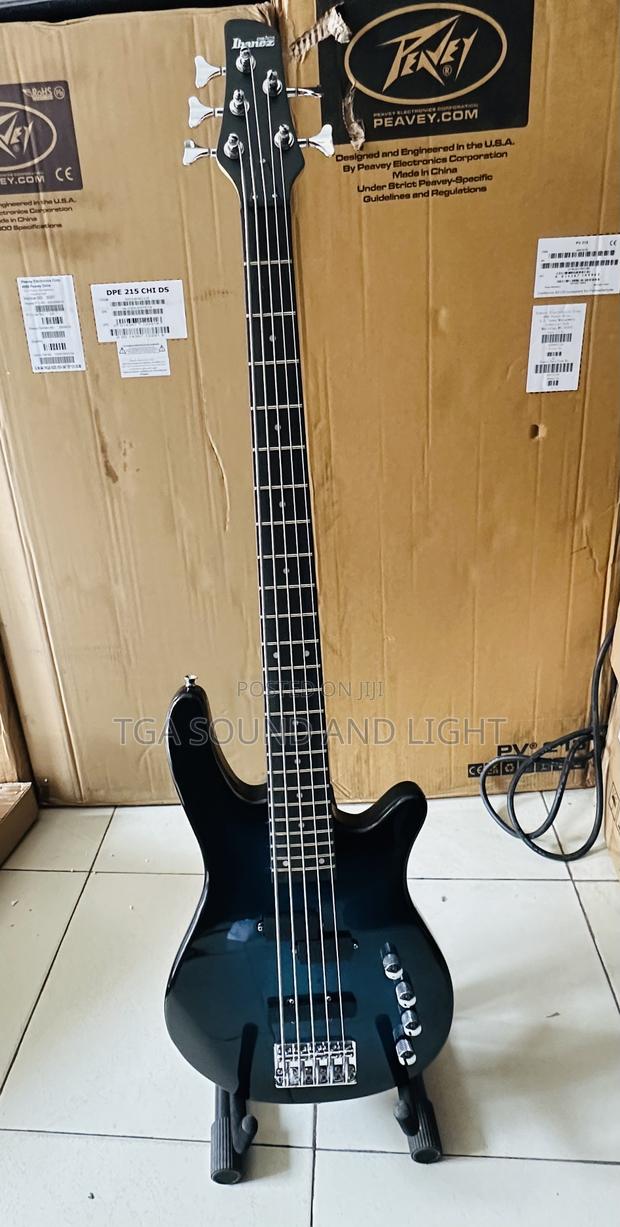 Ibanez Gio Series Passive Bass Guitar[Free Bag,Strap] · Photo 4