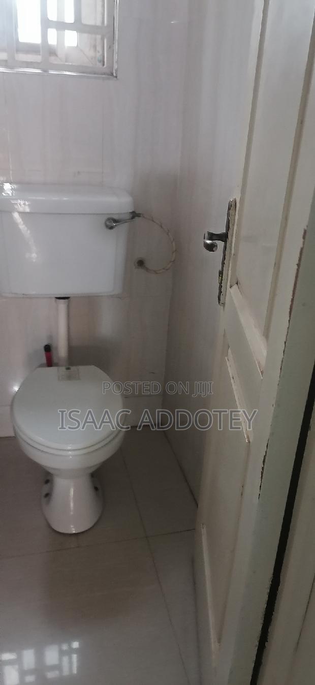 3bdrm Apartment in Spintex Texpo Market for rent · Photo 3