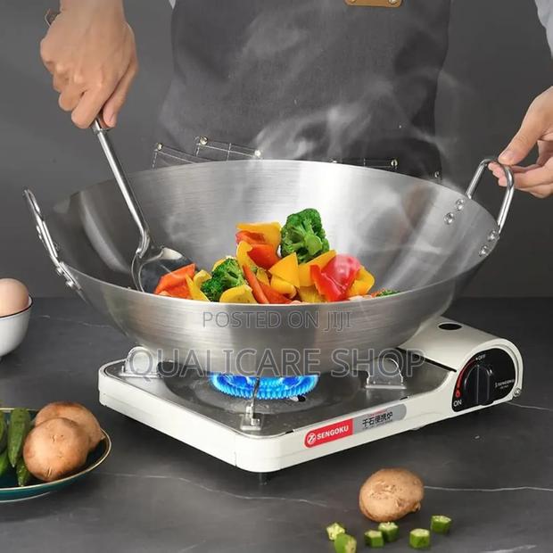 Stainless Steel 38cm Non Stick Wok · Photo 1