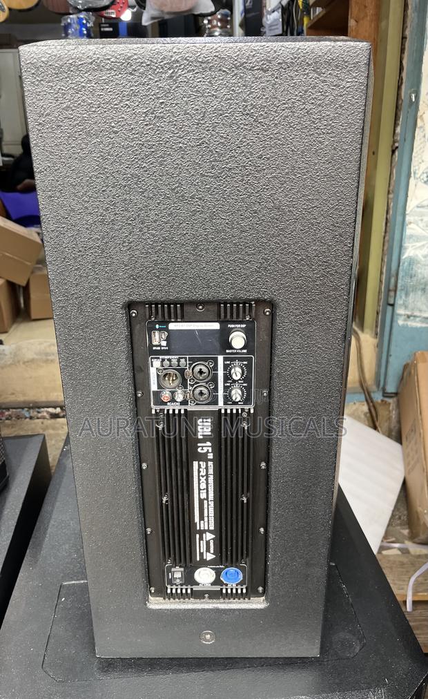 JBL Active 15inches Speakers Original · Photo 2
