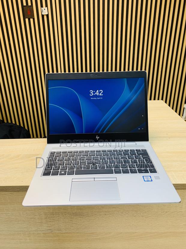 Laptop HP EliteBook 830 G6 8GB Intel Core i5 SSD 256GB · Photo 2