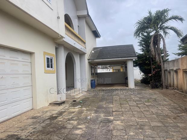 6bdrm Mansion in Achimota, The Mall for sale · Photo 4