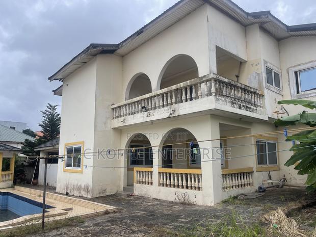 6bdrm Mansion in Achimota, The Mall for sale · Photo 1