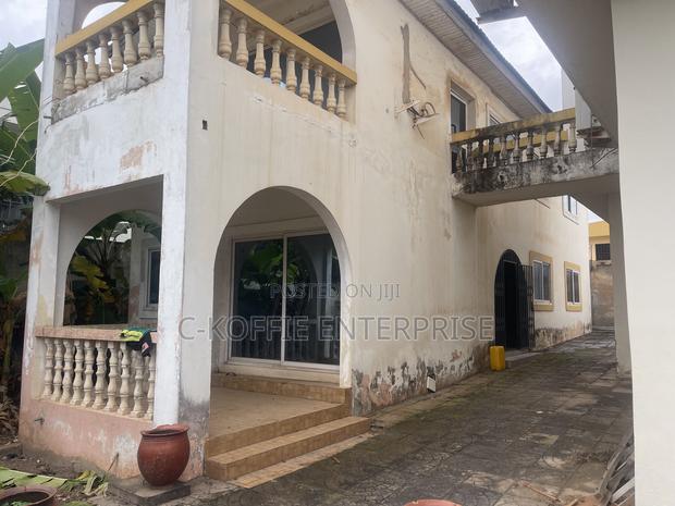 6bdrm Mansion in Achimota, The Mall for sale · Photo 5