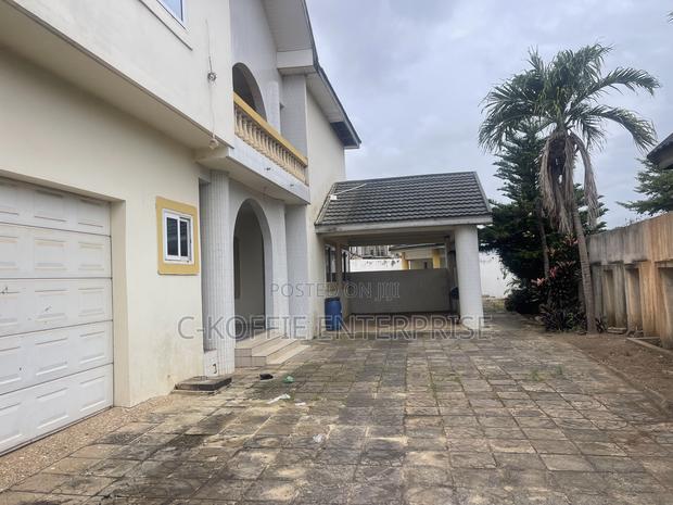6bdrm Mansion in Achimota, The Mall for sale · Photo 6