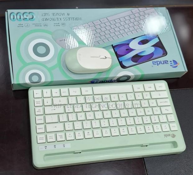 C500 Wireless Keyboard Mouse Suit · Photo 1