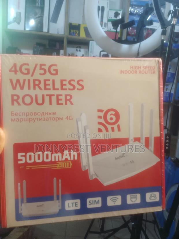 Red Box 5g Router · Photo 1