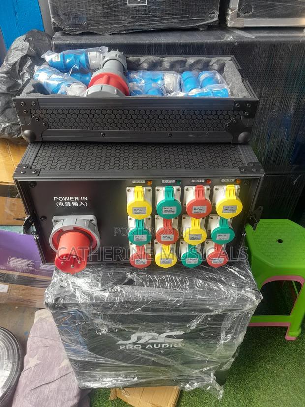 Main Power Distributor · Photo 1