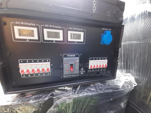 Main Power Distributor · Photo 4