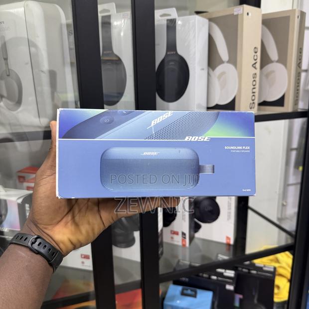 Bose Soundlink Flex Ii Bluetooth Speaker · Photo 1