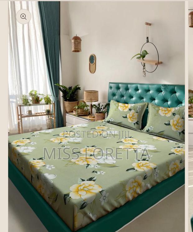 Comfy Blanket With Pillow Cover - King Size · Photo 4