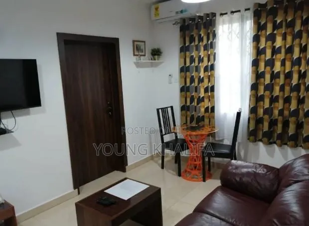 Suitable One Bedroom Standard Apartment Spintex · Photo 1
