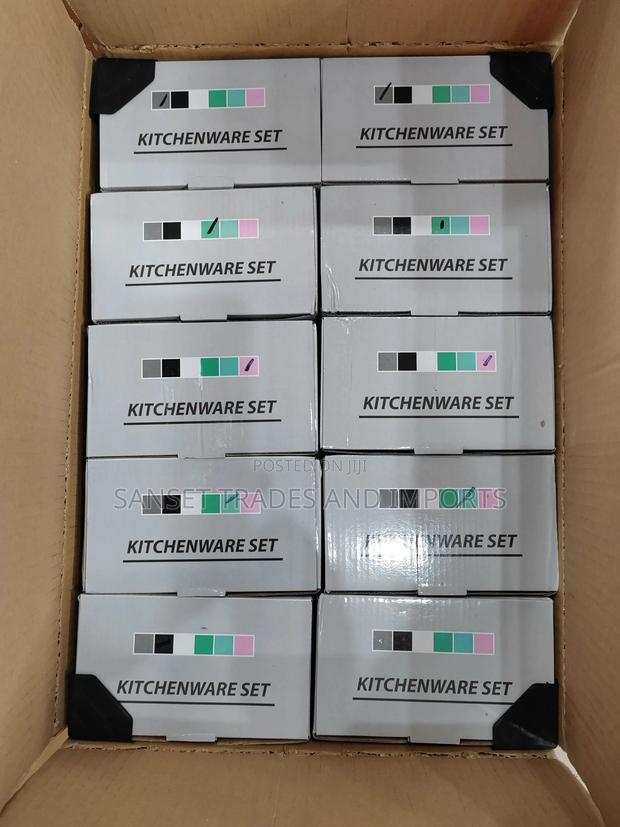 19 Pieces Silicon Kitchen Set · Photo 3