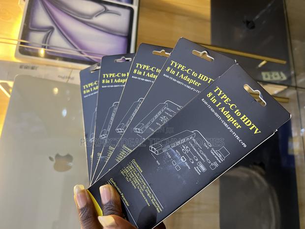Type C Hub 8-in-1 · Photo 4