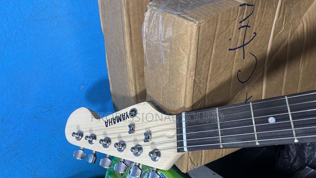 Yamaha Lead Guitar · Photo 2