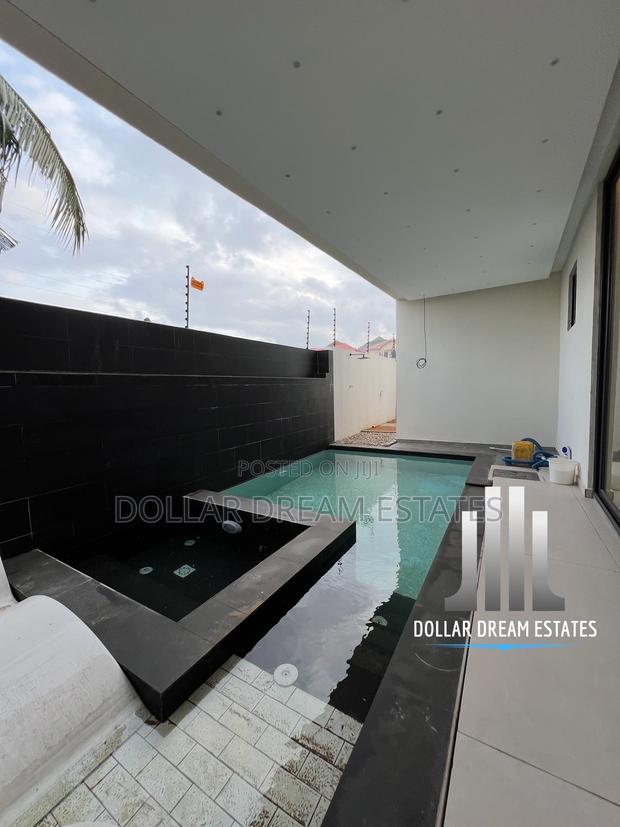 5bdrm House in East Legon for sale · Photo 5