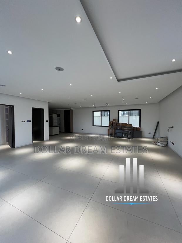 5bdrm House in East Legon for sale · Photo 6