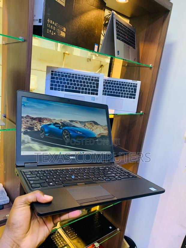 Laptop Dell Latitude 5580 8GB Intel Core I3 SSD 256GB · Photo 2
