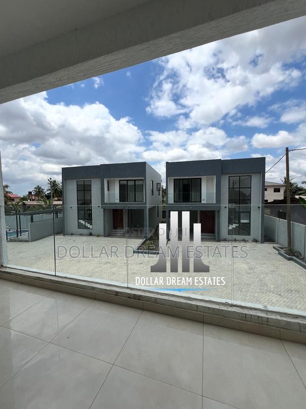 4bdrm Townhouse / Terrace in North Legon for rent · Photo 8