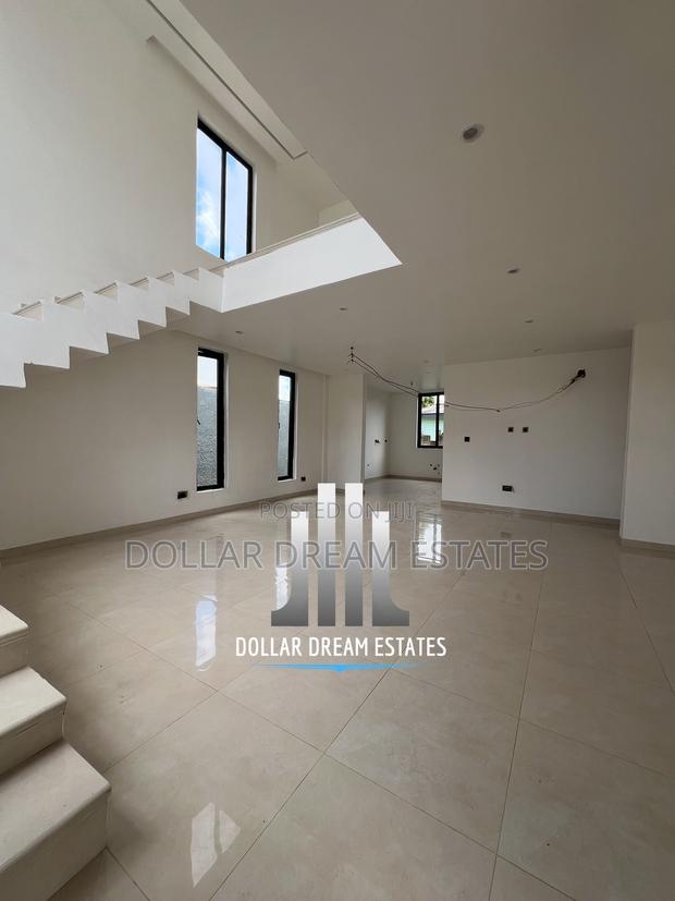 4bdrm Townhouse / Terrace in North Legon for rent · Photo 5