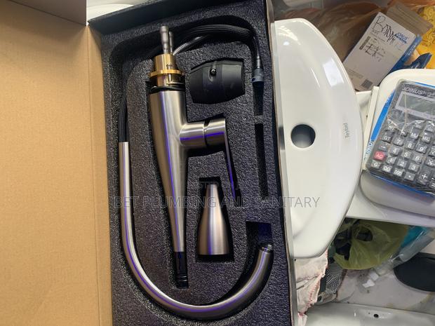 Imported Pull-Out Sink Tap_hot and Cold Pullout Tap for Sink · Photo 4