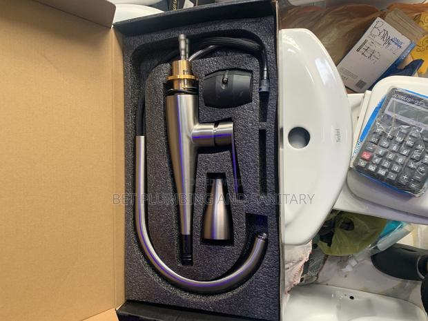 Imported Pull-Out Sink Tap_hot and Cold Pullout Tap for Sink · Photo 3