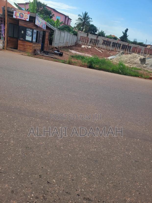 One Acre of Land for Sale Between Santasi and Apire Main Road · Photo 8
