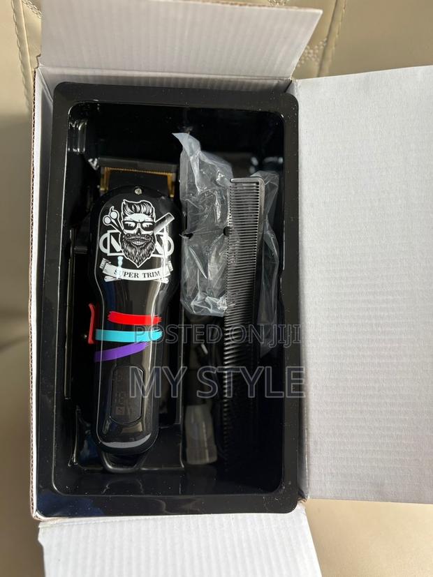 Waikil Hair Clipper With Battery Level Display Wl-699 · Photo 3