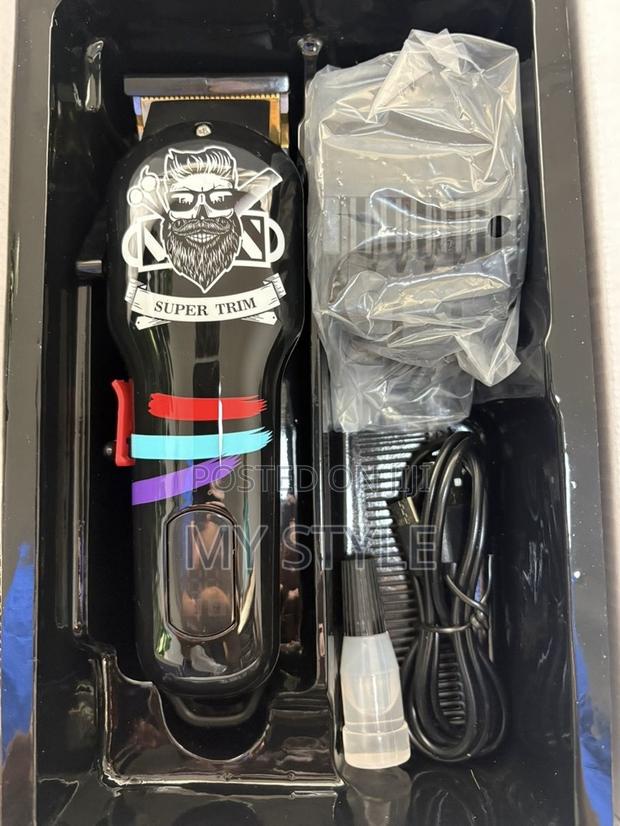 Waikil Hair Clipper With Battery Level Display Wl-699 · Photo 2