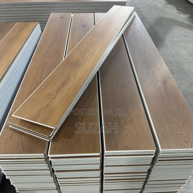 Waterproof Polyvinyl Floor Tiles · Photo 1