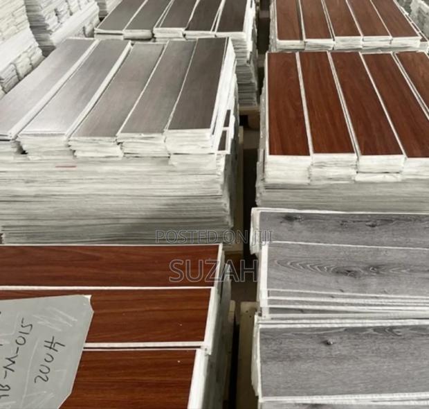 Self Adhesive Floor PVC · Photo 1