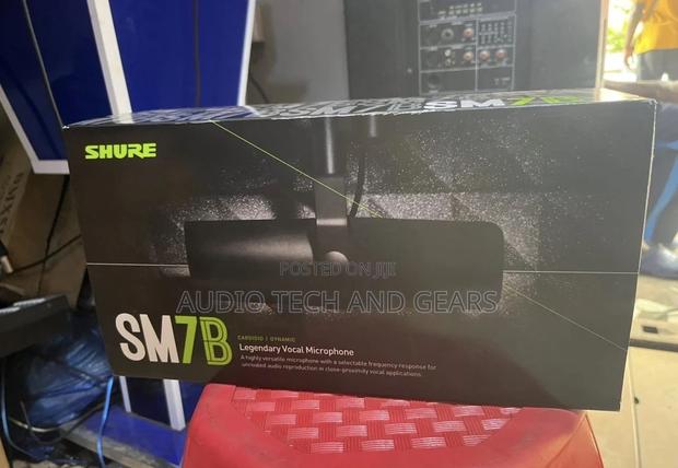 Shure Sm7b Condenser Microphone · Photo 1