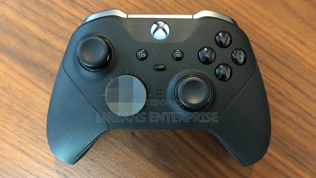 Xbox Elite Series 2 Controller From Home · Photo 2