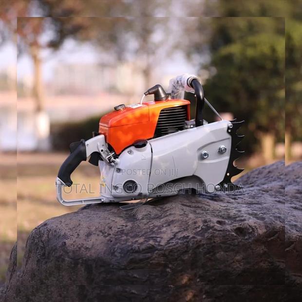 Chainsaw Stihl Heavy Duty Chainsaw With Bar Complete · Photo 2