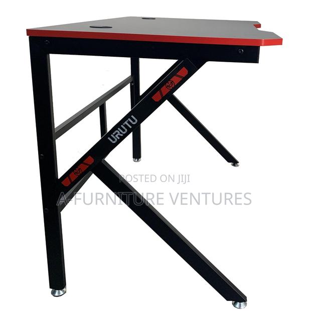 Gaming Table 1.2m · Photo 3