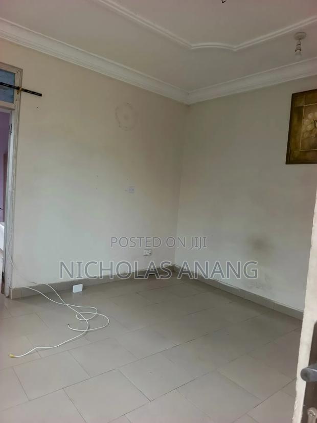 1bdrm Apartment in Dorns, New Town for rent · Photo 7