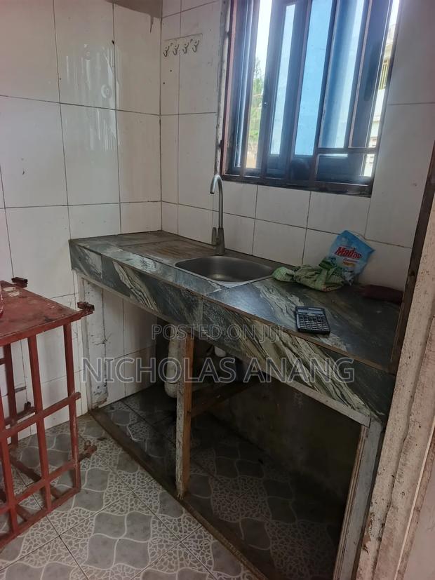 1bdrm Apartment in Dorns, New Town for rent · Photo 8