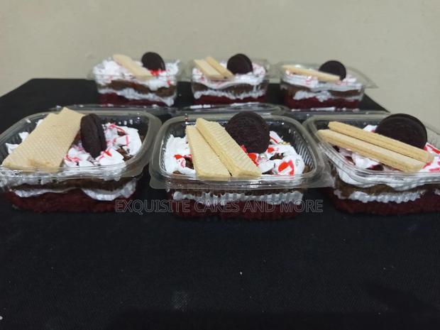Cake Parfait - Medium · Photo 2